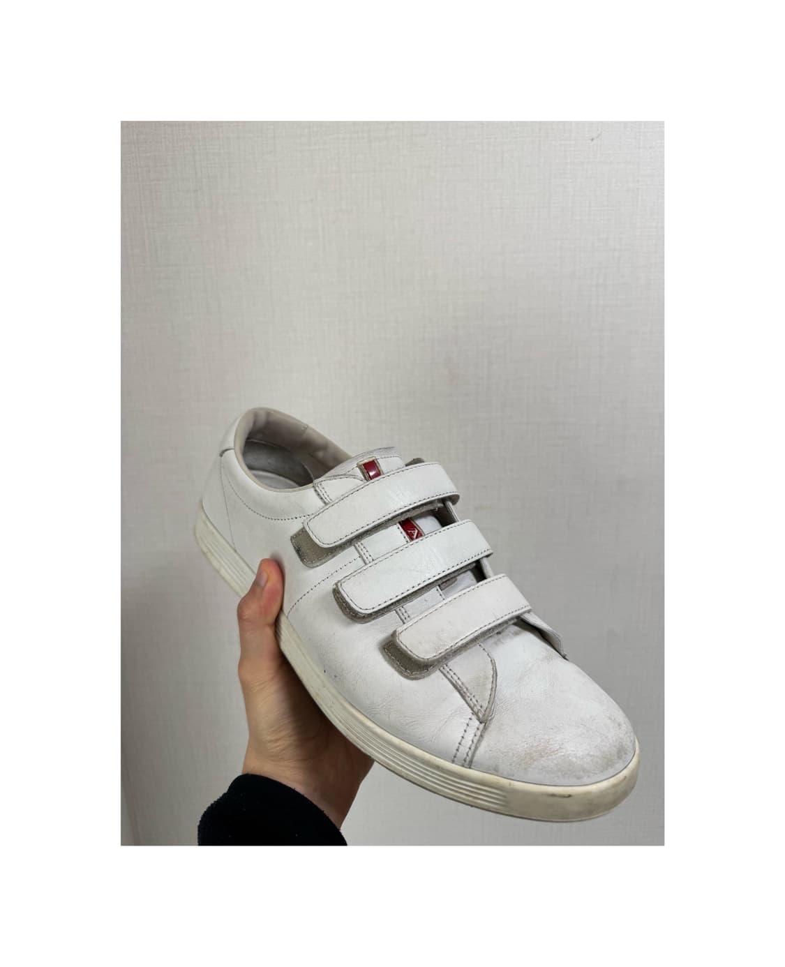 프라다 벨크로 스니커즈 상품이미지1