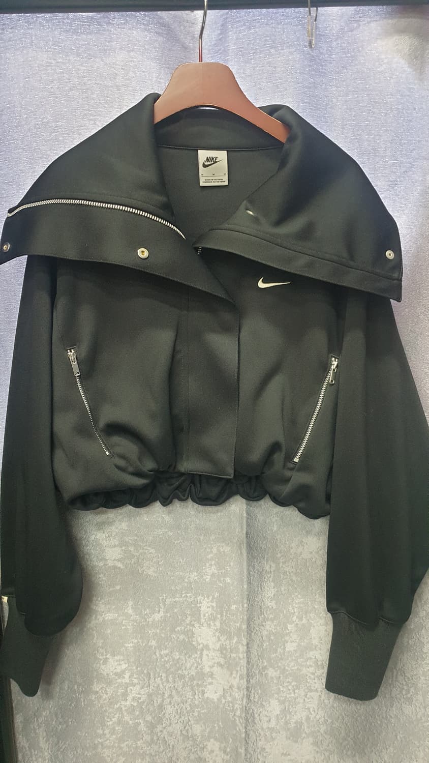 나이키 여성 블랙 오버핏크롭 자켓 M 상품이미지1