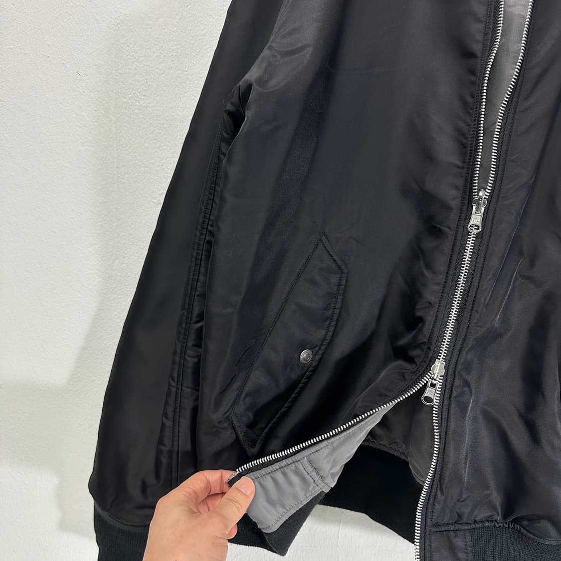 L 프리즘웍스 블랙 MA1 리버시블 항공점퍼 상품이미지2