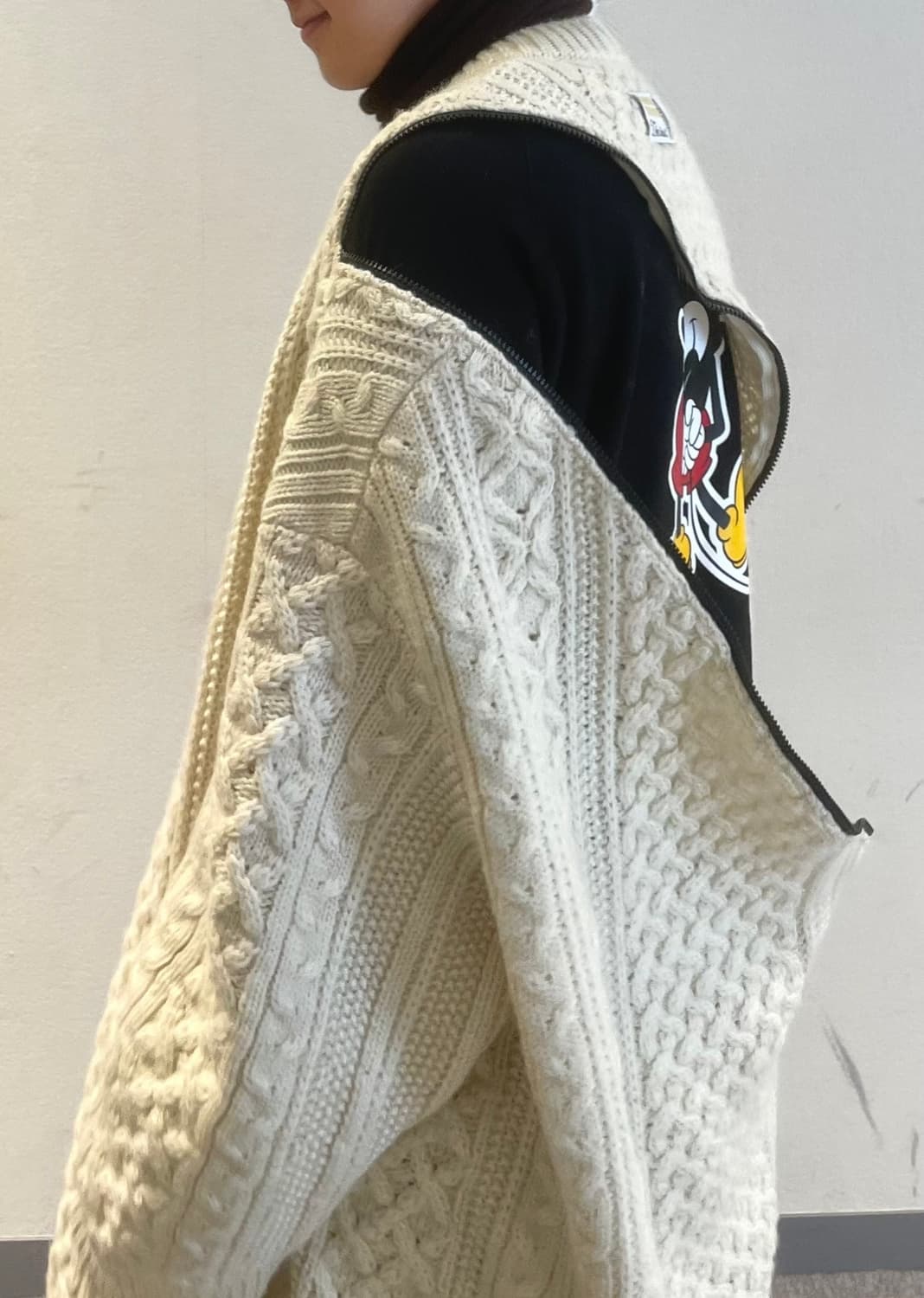 솔로이스트 22aw 백 지퍼 가디건 상품이미지3