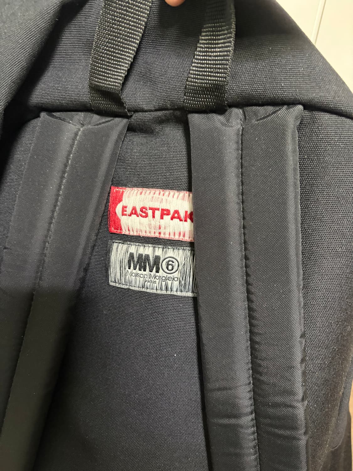 Eastpak x mm6 이스트팩 마르지엘라 콜라보 백팩 상품이미지2