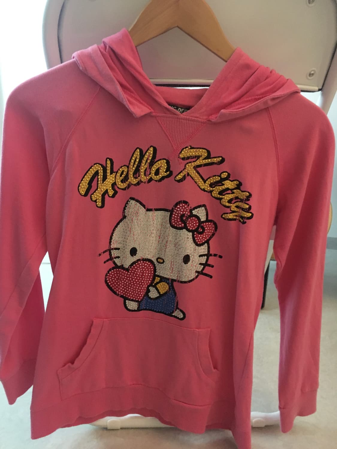 디그딥 DIG DEEP 헬로키티 후드티 상품이미지1