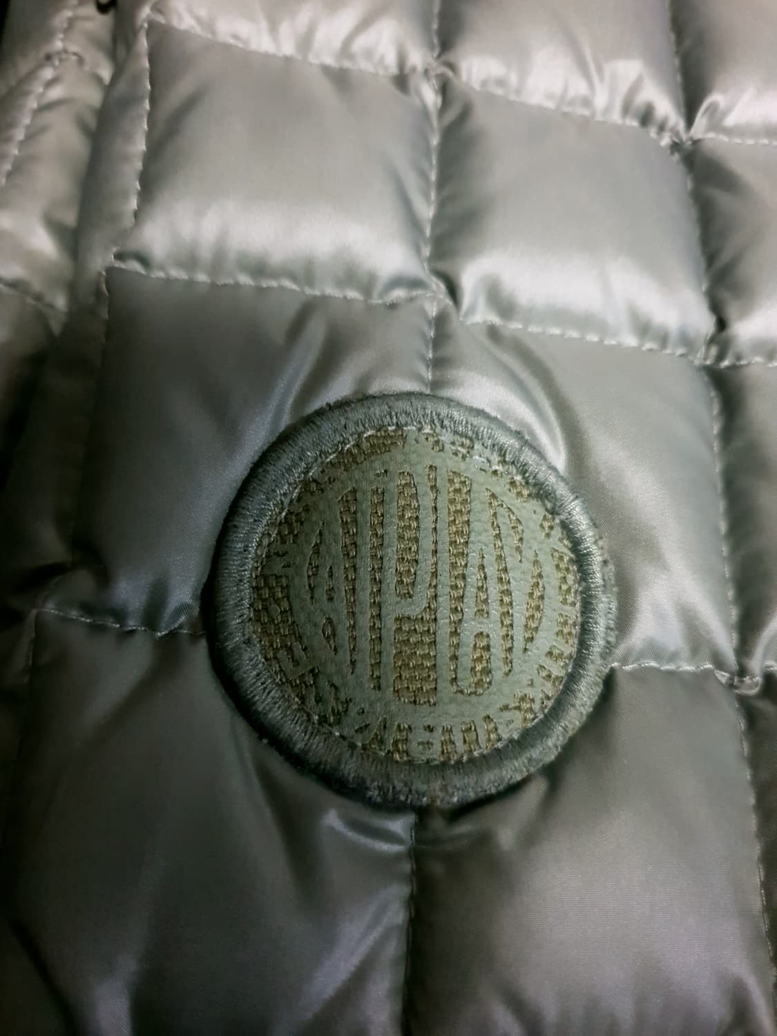 엣플레이 더블버튼 카라리스 퀄팅 허리스트링 다운자켓 카키 (55) 상품이미지3