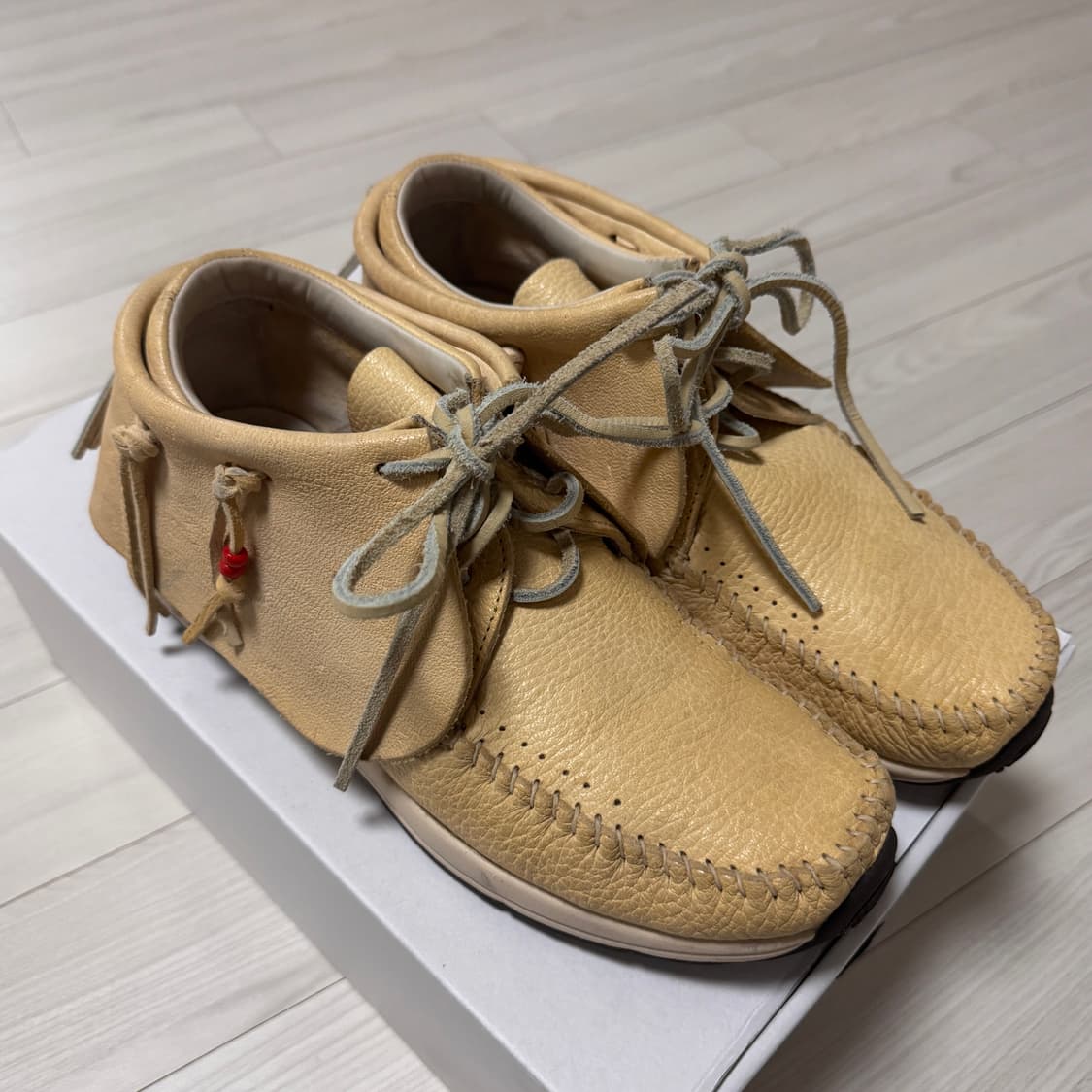 9) 비즈빔 FBT White Deer Leather 상품이미지2