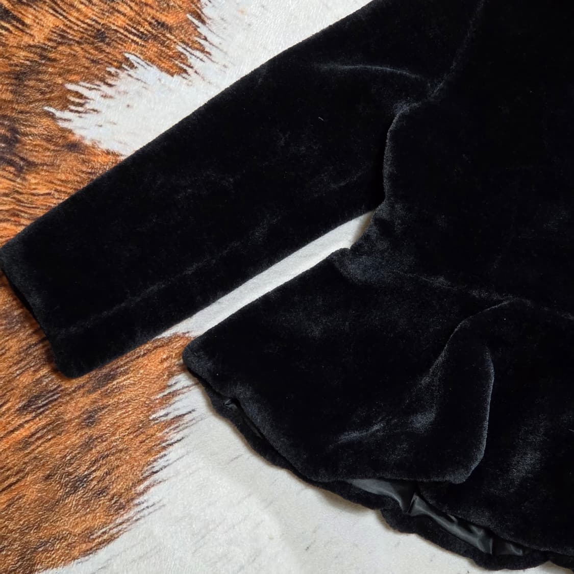 빈티지 프릴 블랙 퍼 자켓 상품이미지7