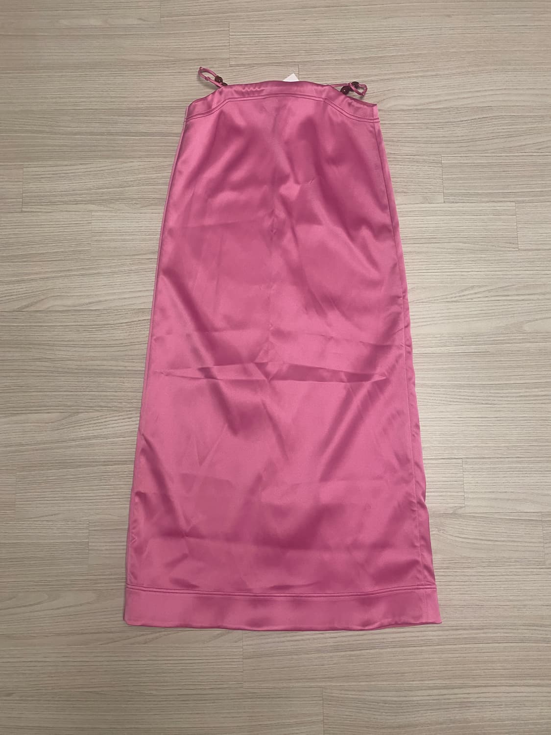 GANNI 가니 핑크 새틴 롱 스커트 텍달린 새상품 상품이미지1