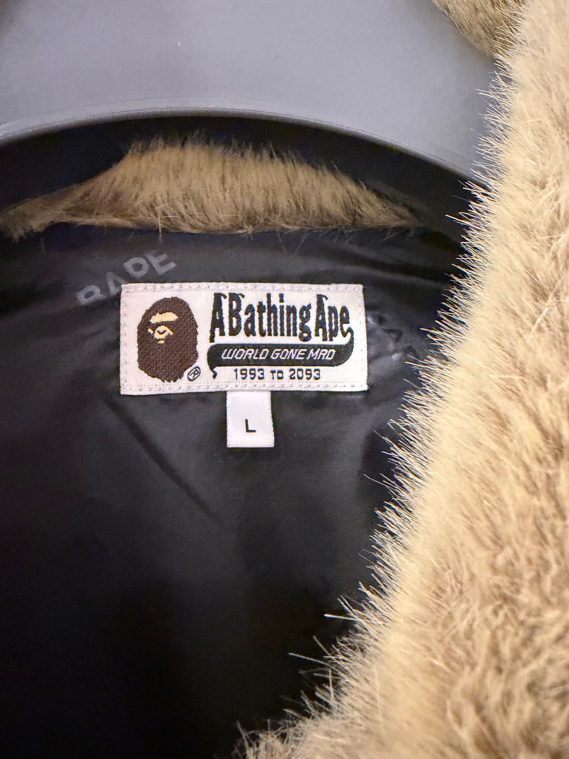 베이프 돈 톨리버 콜라보 퍼자켓 상품이미지3