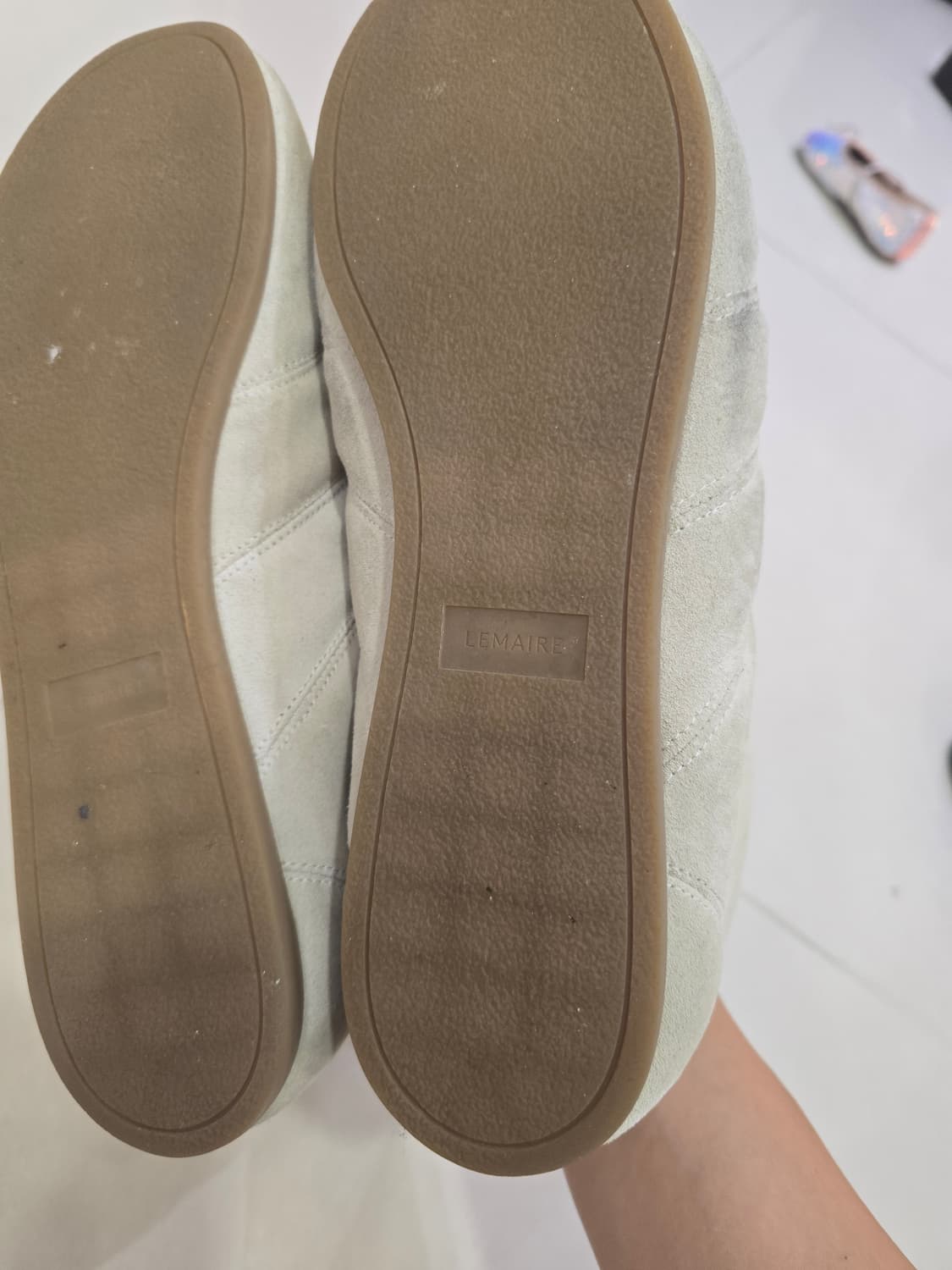 르메르 25fw 소프트러너 스웨이드 42 상품이미지5