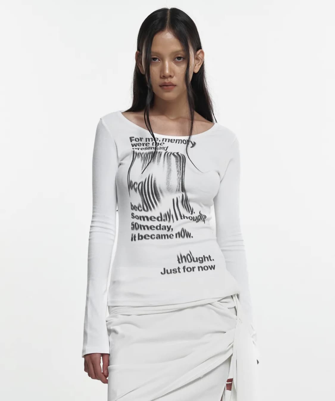 나체 플로우 슬림 핏 롱슬리브 아이보리 0 상품이미지1