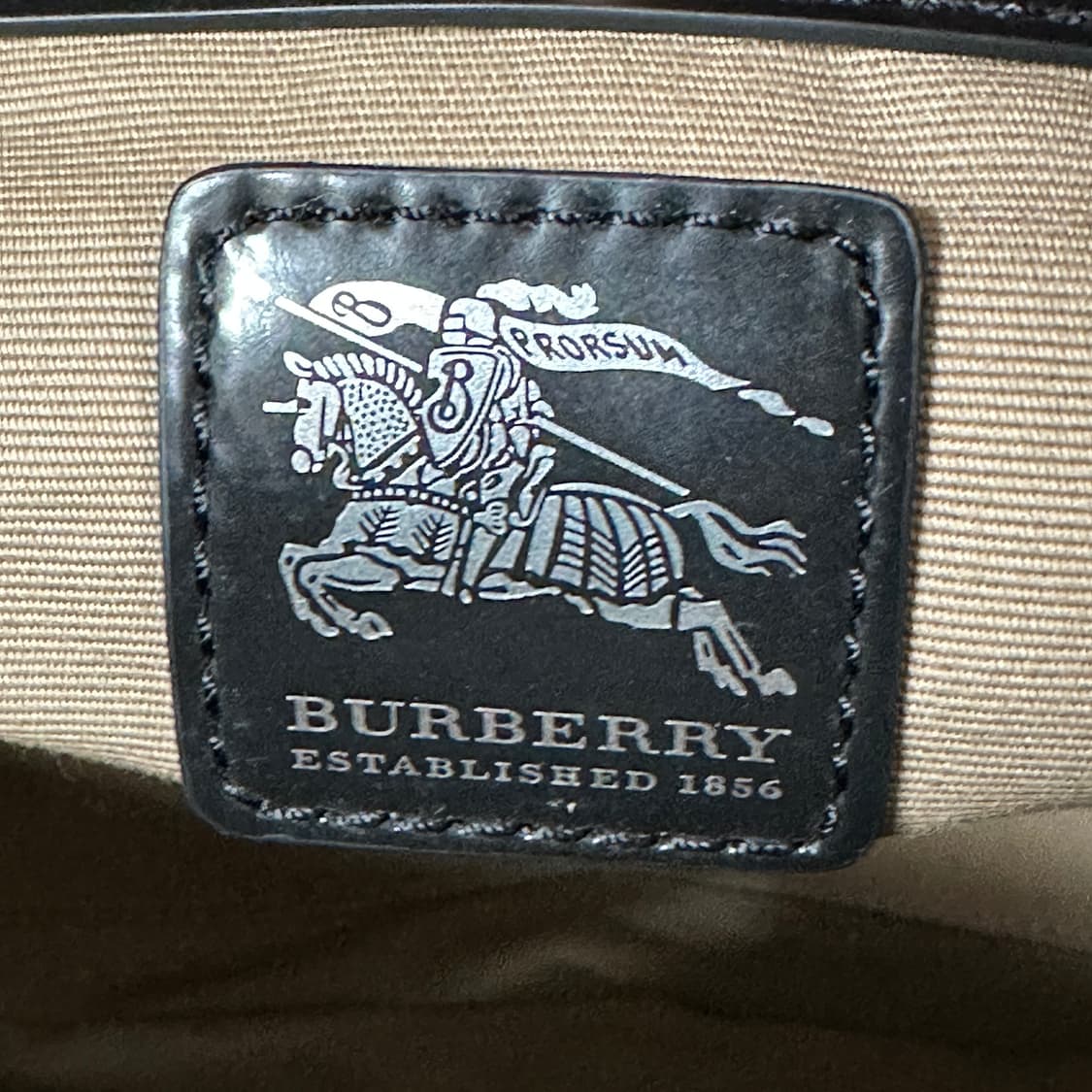 버버리 체크 토트백 상품이미지6
