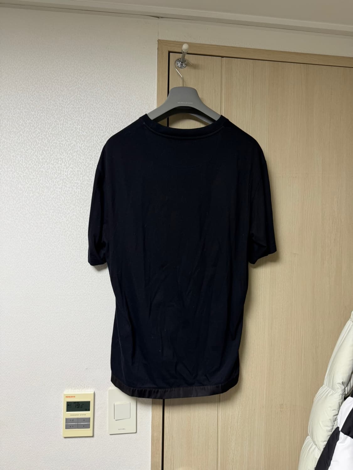 [M] 프라다 나일론 포켓 반팔티셔츠 상품이미지6