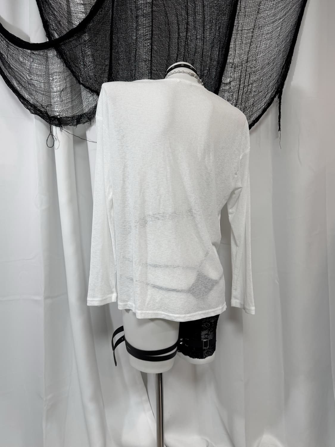 white t-shirt 상품이미지3