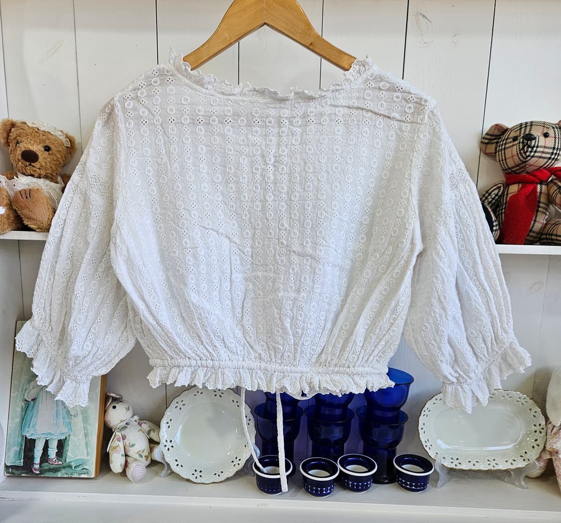 레이스 크롭 블라우스 상품이미지4