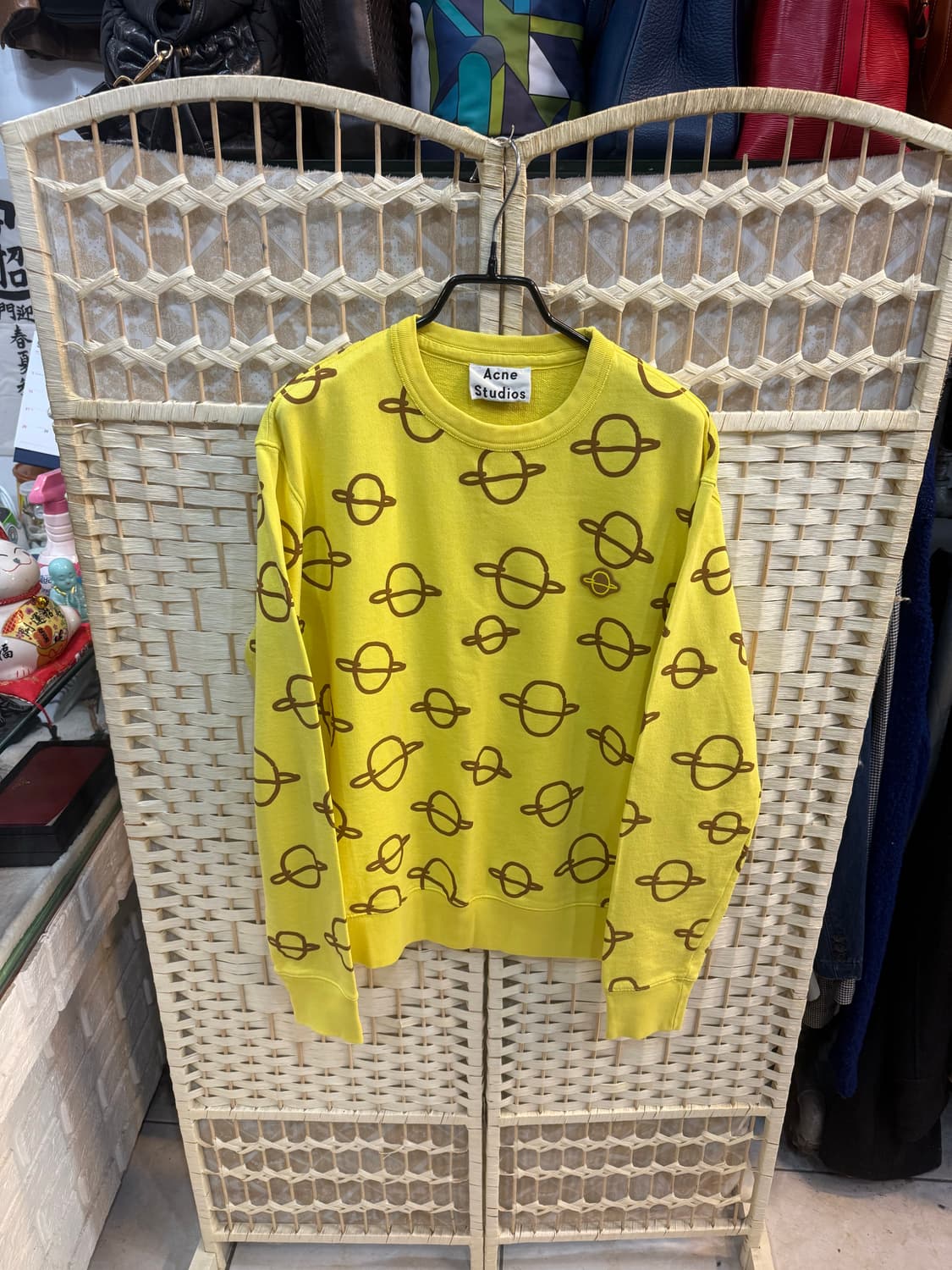 66-77 정품 아크네스튜디오 맨투맨 팝니다 상품이미지1