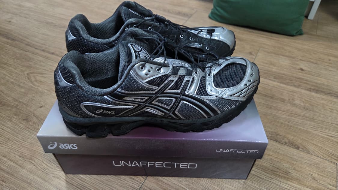 아식스x언어펙티드 젤 님버스 실버 285사이즈 상품이미지1