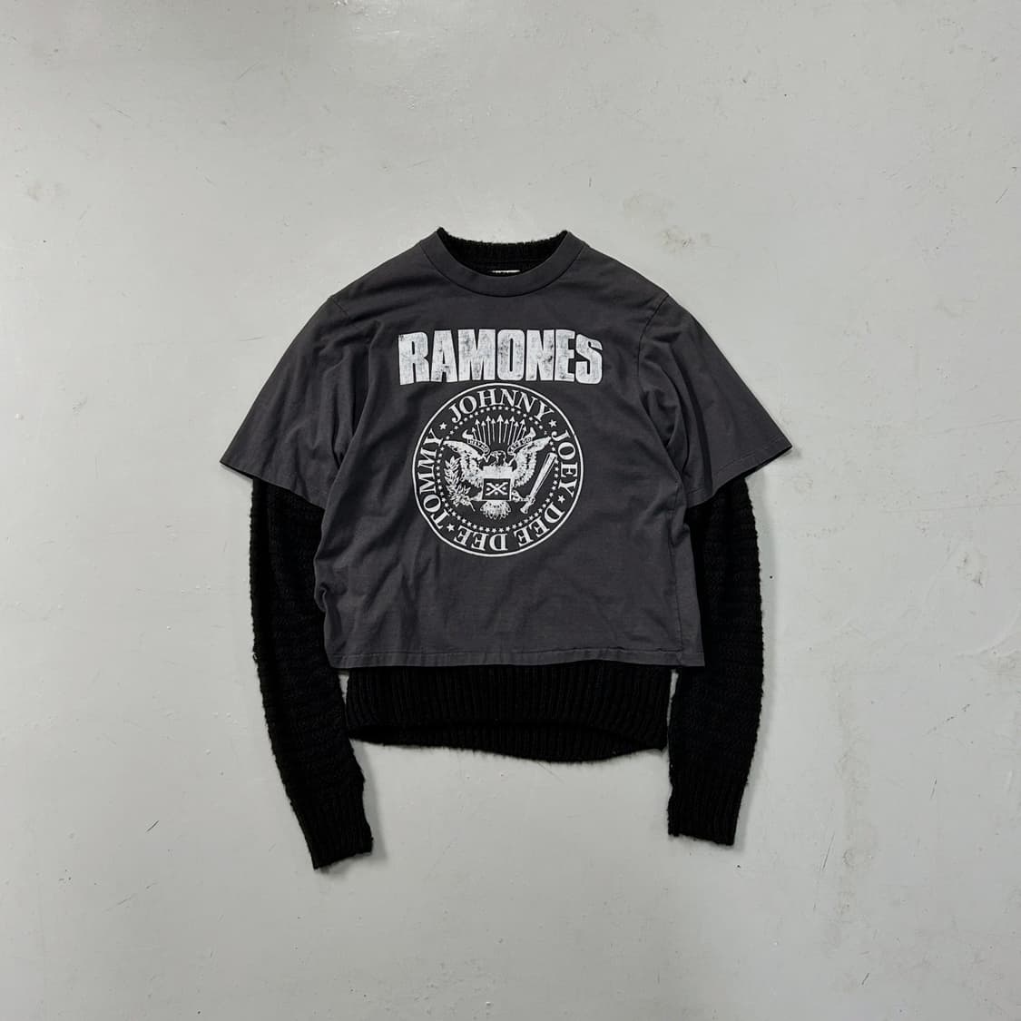 언더커버 23AW RAMONES 리버시블 스웨터  상품이미지1
