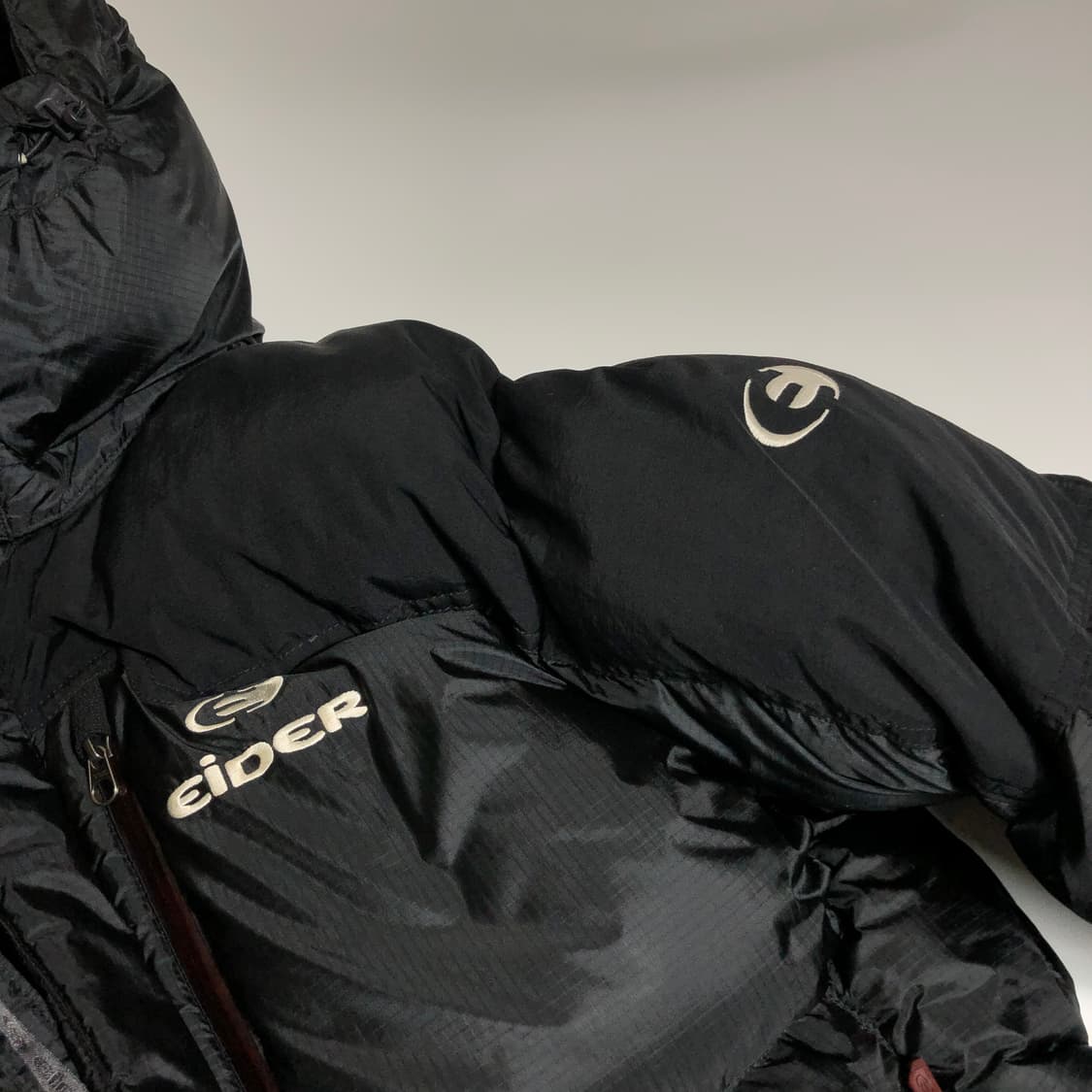 아이더 대장급 뫼비우스 패딩 실측m 상품이미지3