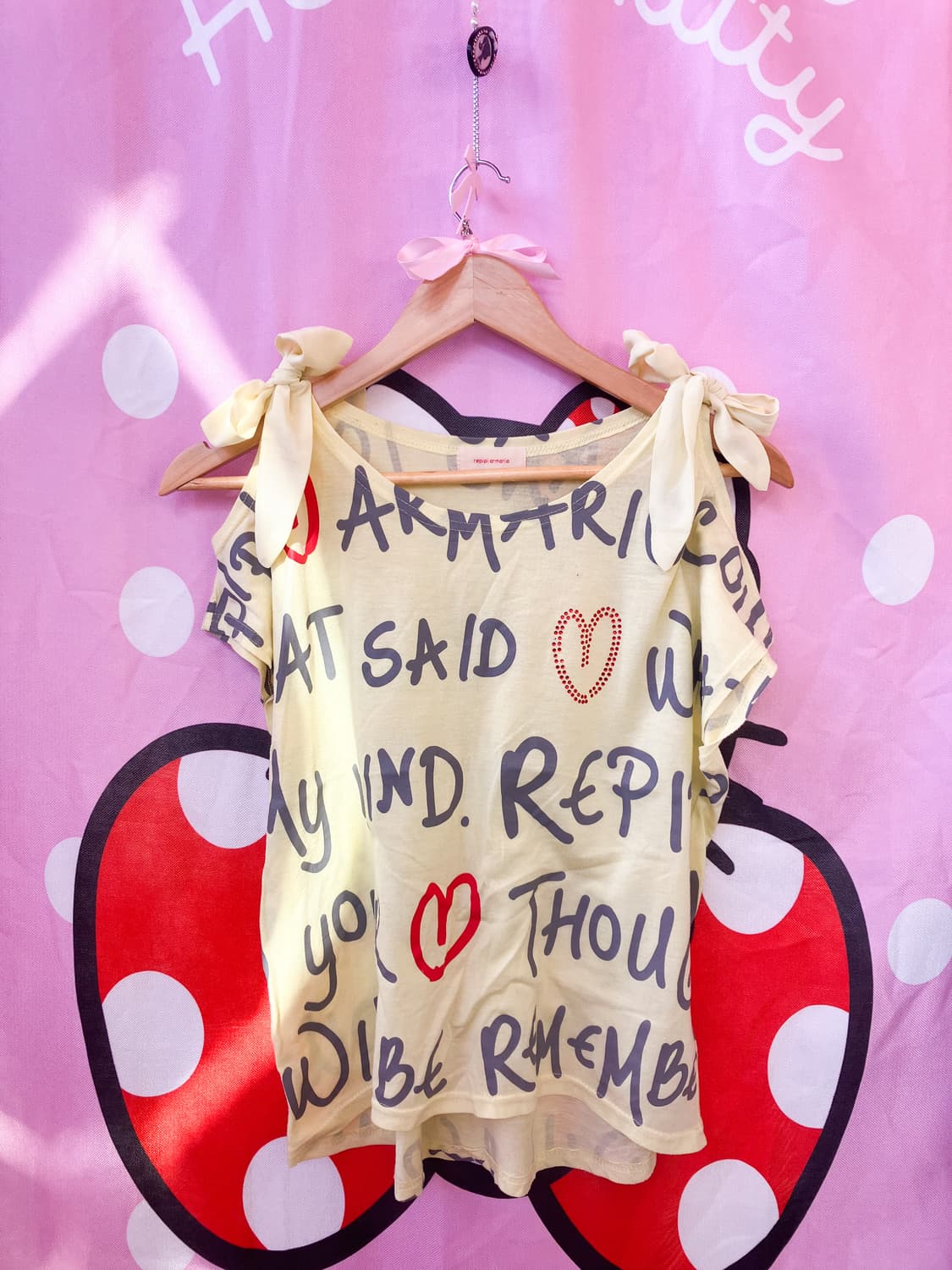 어깨트임 리본 포인트 티셔츠 상품이미지1