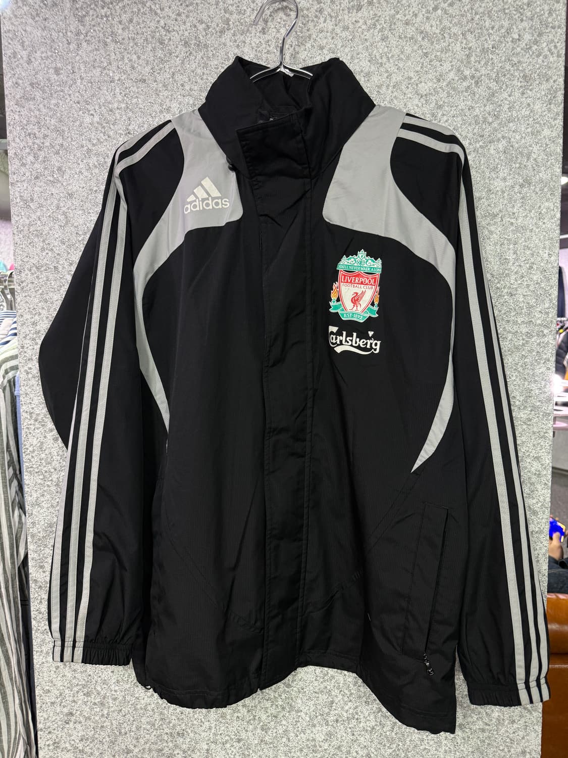 아디다스 리버풀 삼선 트레이닝 바람막이 자켓 B4370 상품이미지2