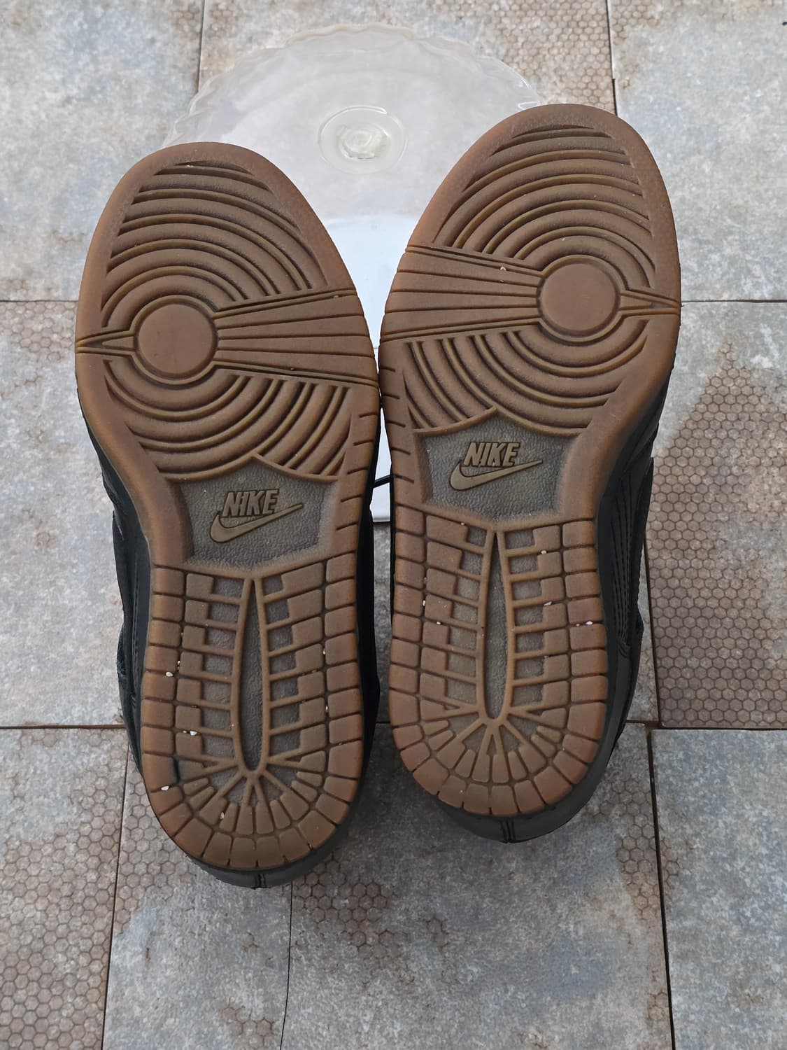 (225)나이키 덩크 스카이 하이 에센셜 블랙 검 상품이미지9