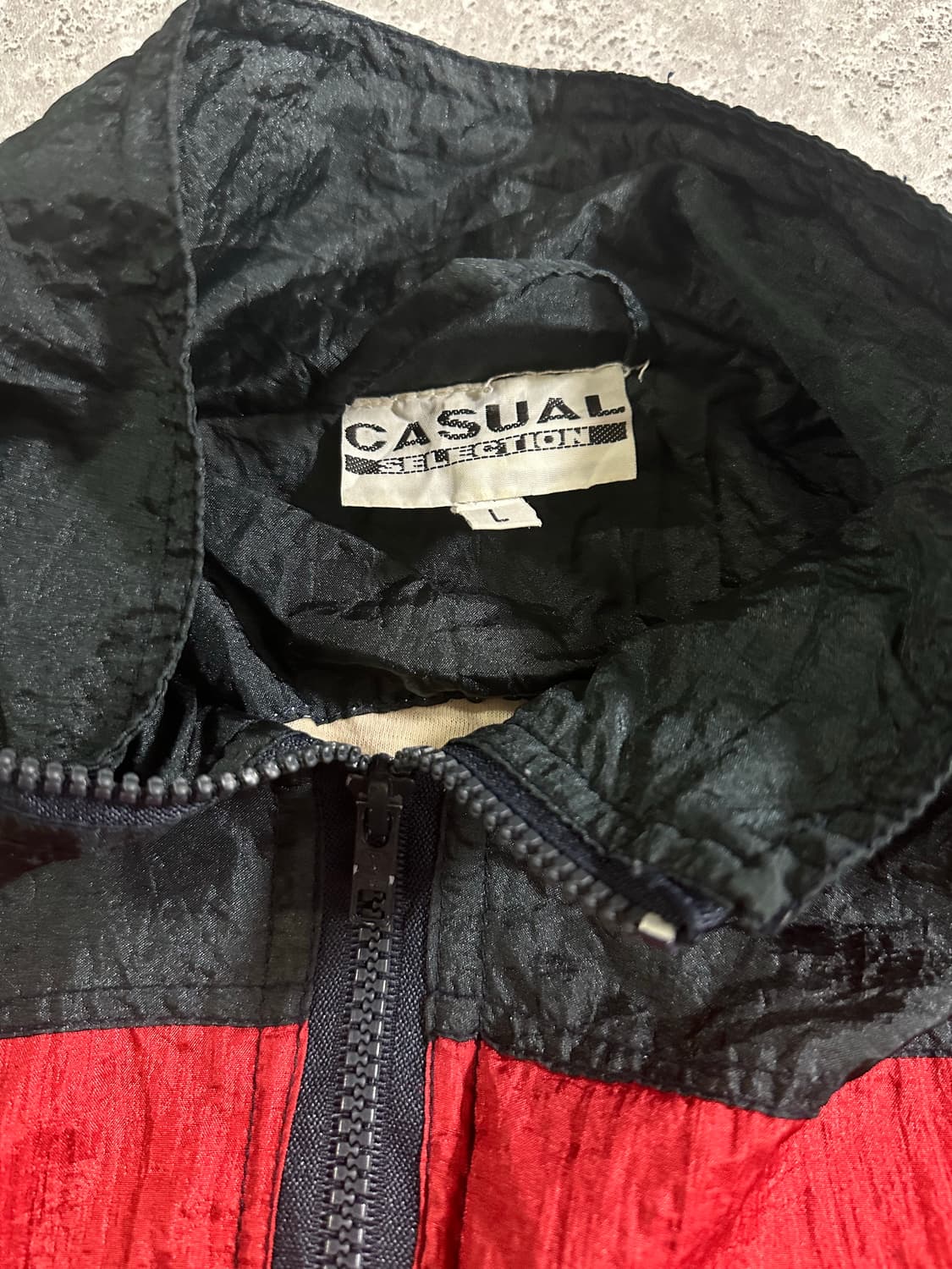 90s 빈티지 블랙 레드 쉐브론 윈드브레이커 상품이미지4