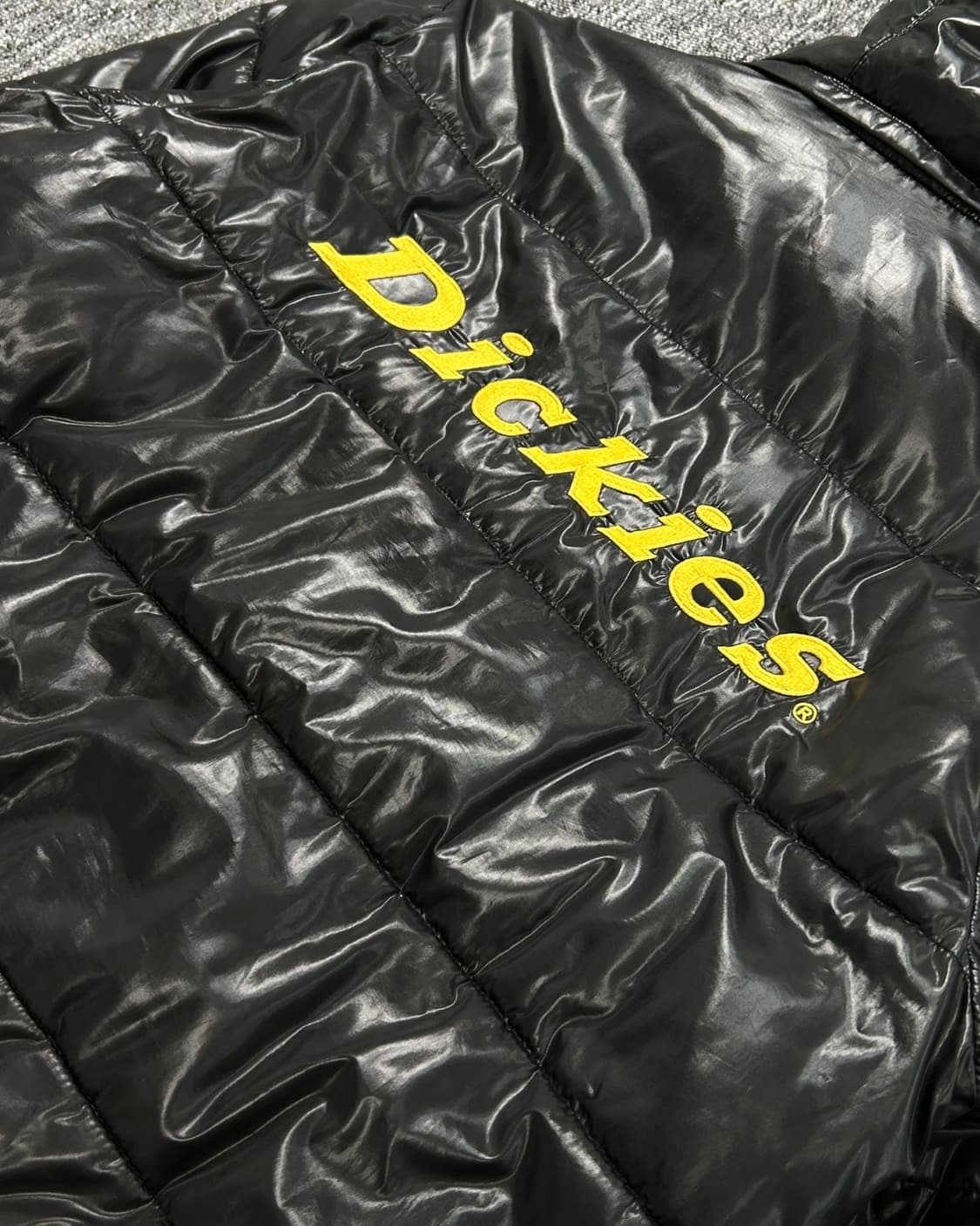 디키즈 빅로고 유광 패딩 상품이미지4