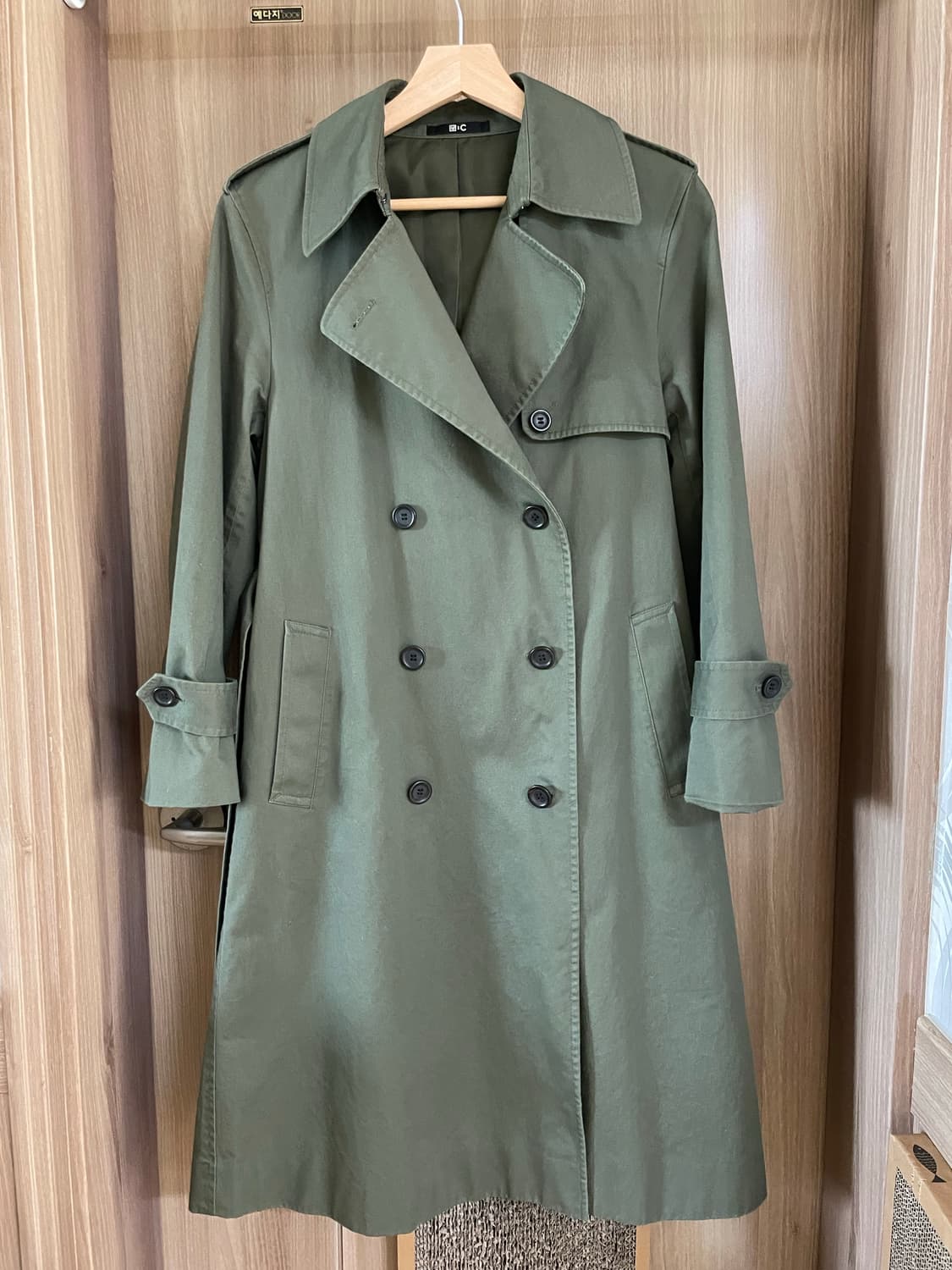 유니클로 카키 트렌치 코트 S 상품이미지1