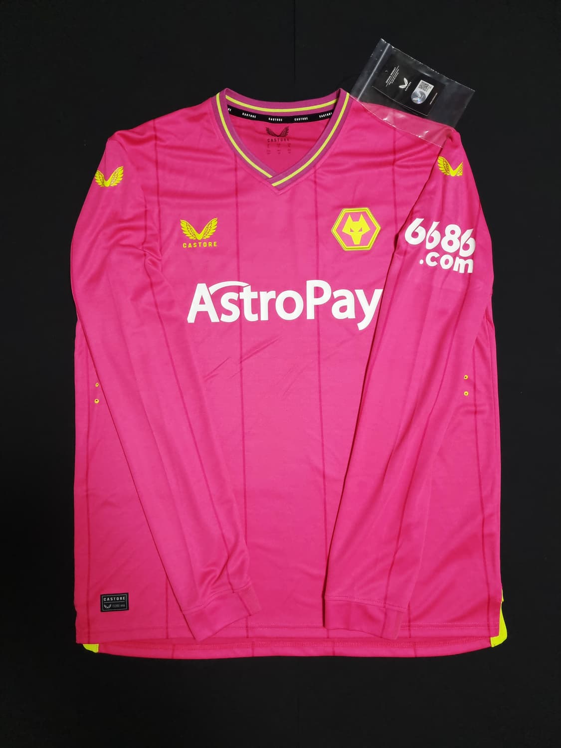 23-24 울버햄튼 GK 홈 어센틱 긴팔 상품이미지2