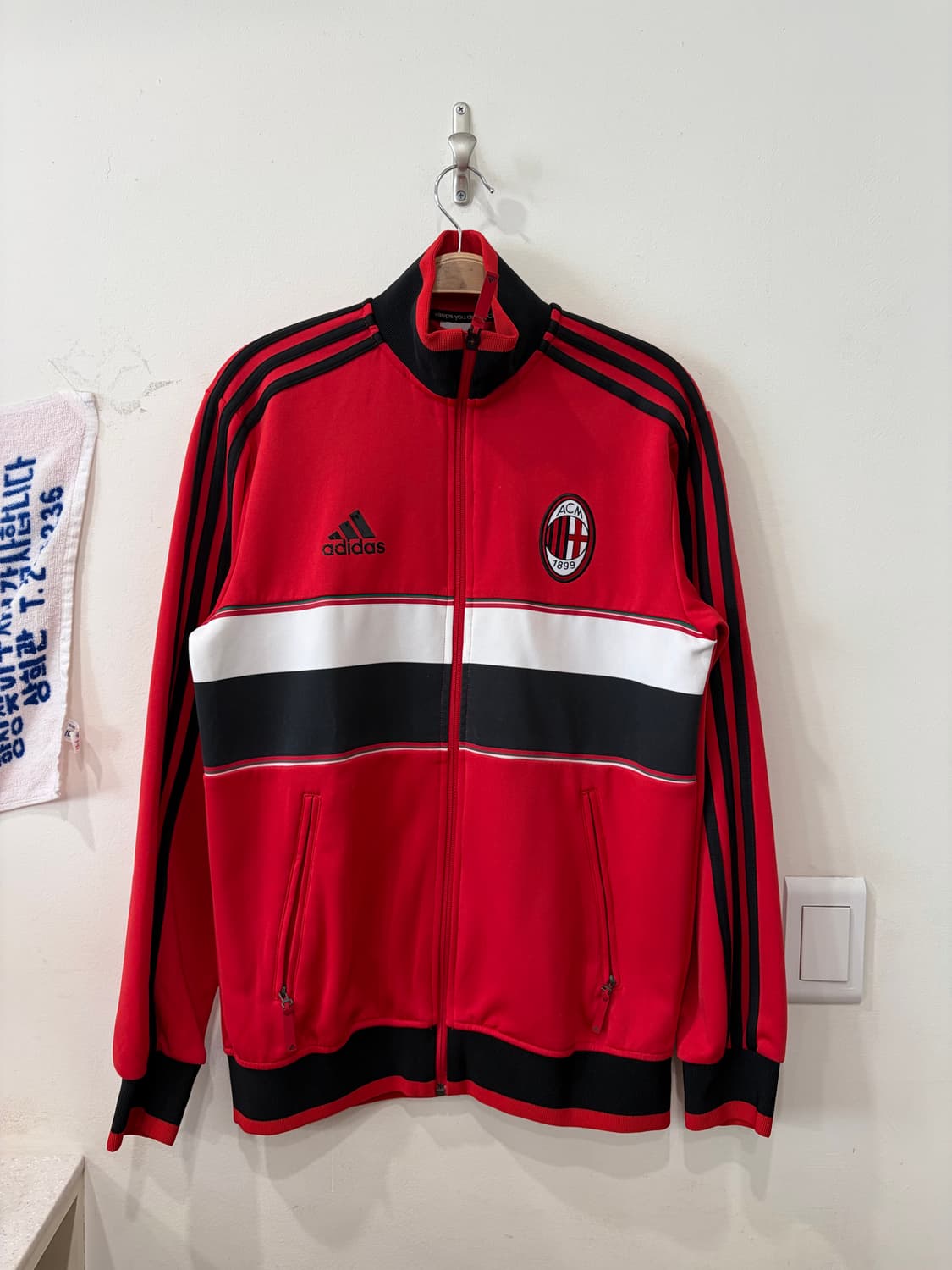 82. 아디다스 AC밀란 져지 트랙탑 상품이미지1