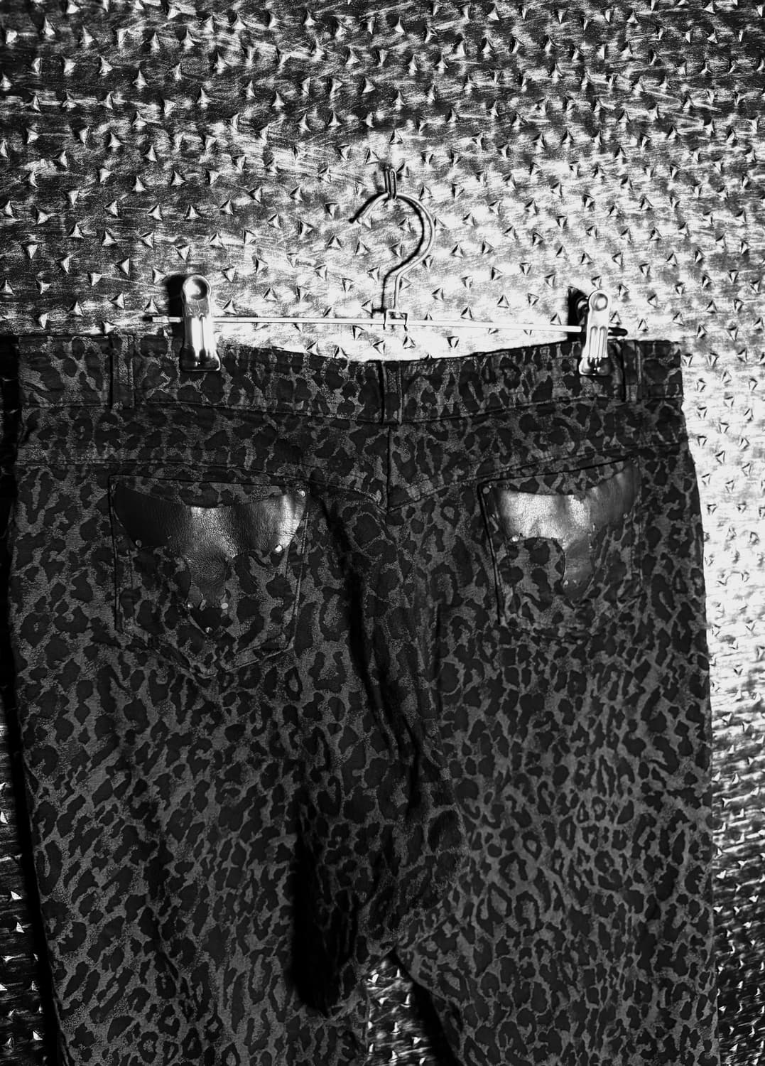 레오파드 스터드 슬림핏 팬츠 상품이미지3