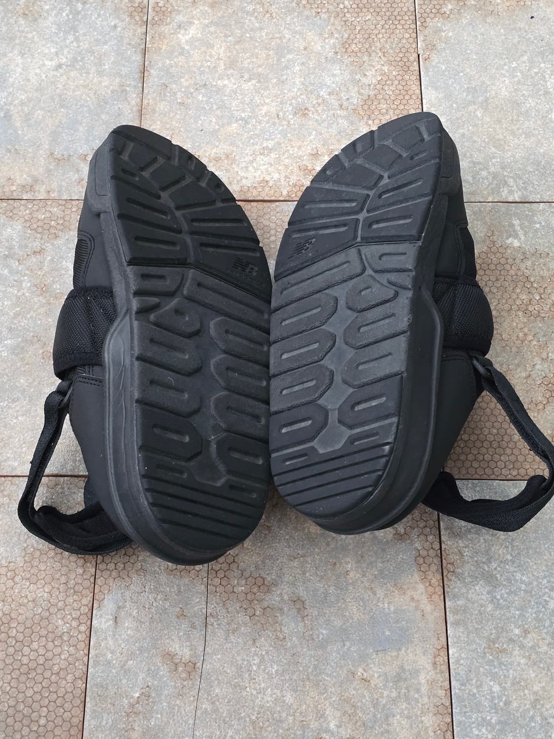 (270)뉴발란스 crv 뮬 블랙 샌들 상품이미지8