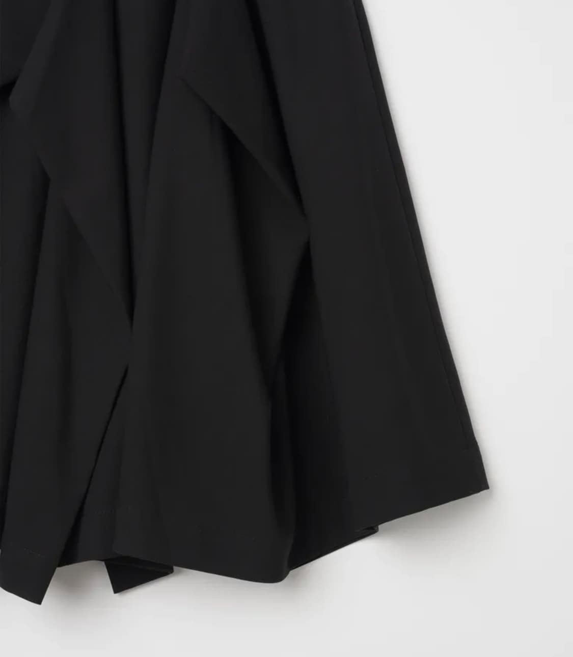 밀로우먼 어시매트릭 밴딩 스커트 블랙 상품이미지3