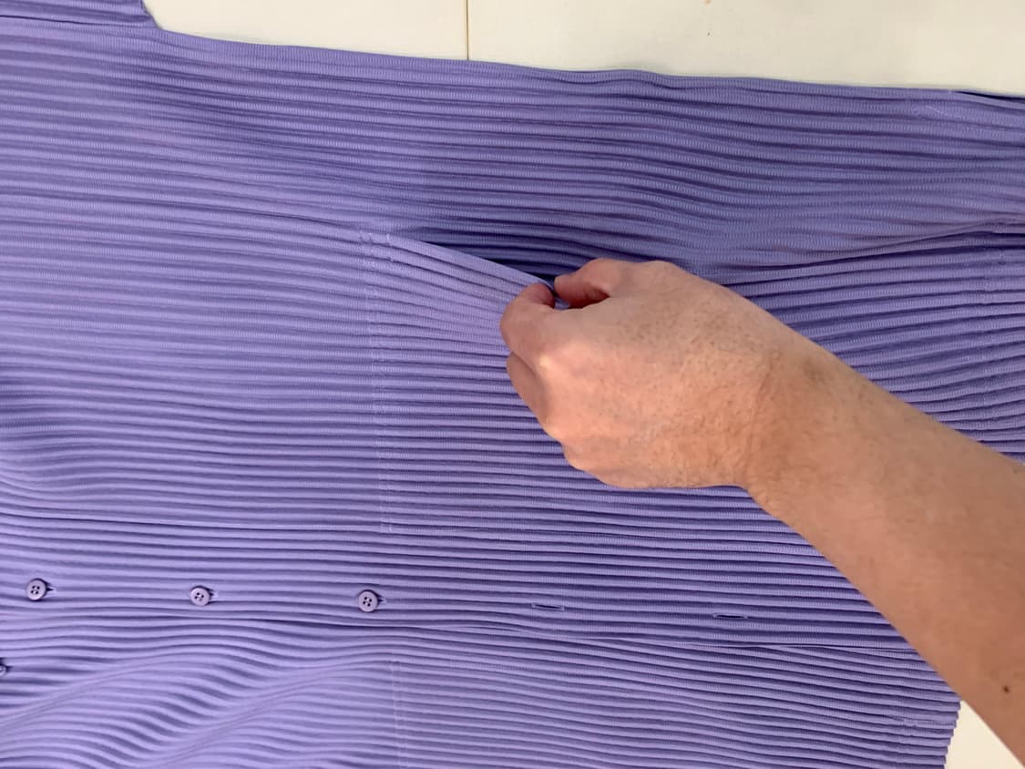 옴므플리세 반팔셔츠 라벤더 4 국내 매장판  상품이미지5