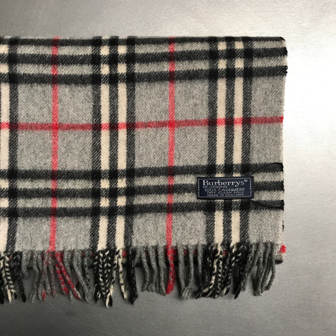 버버리 정품 캐시미어 머플러 그레이 상품이미지2