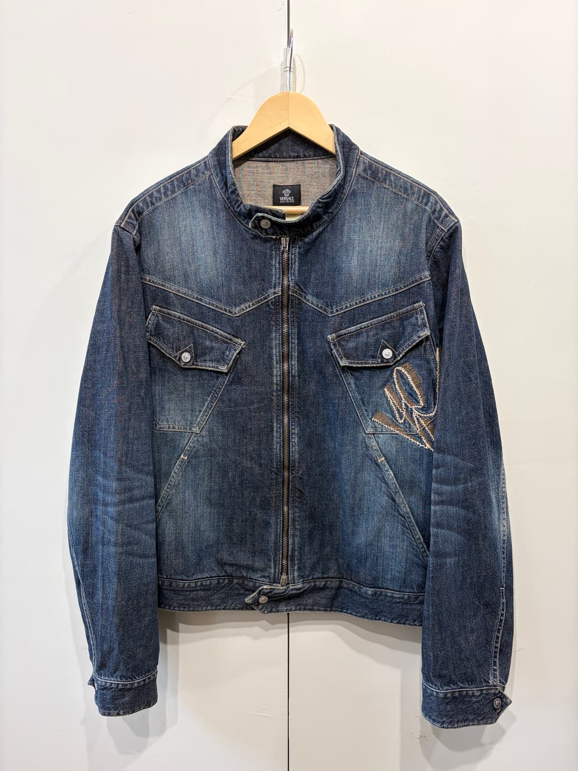 베르사체 웨스턴 트러커 데님 자켓 상품이미지1