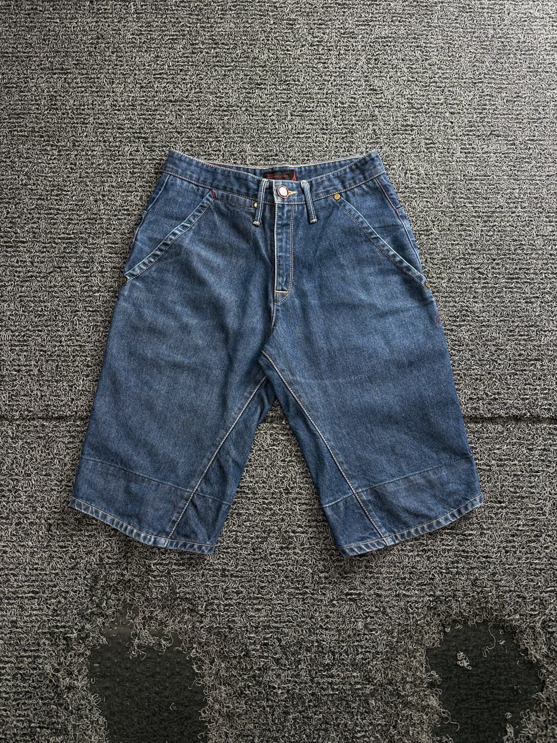 리바이스 엔지니어드 데님 버뮤다 팬츠 4128 상품이미지2