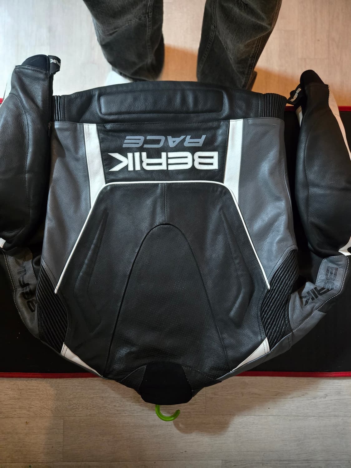 베릭 레이싱자켓 54사이즈 보호대 포함 상품이미지3