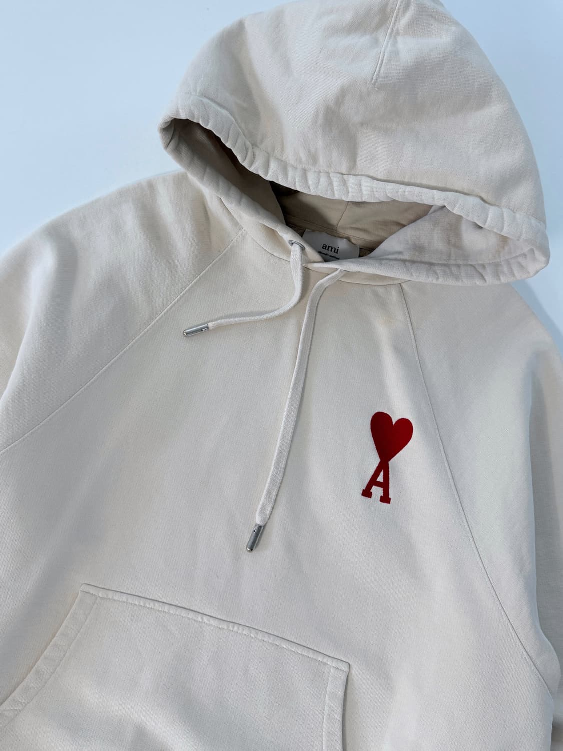 아미 오버핏 해비웨이트 아이보리 빅하트로고 스웻 후드 상품이미지2