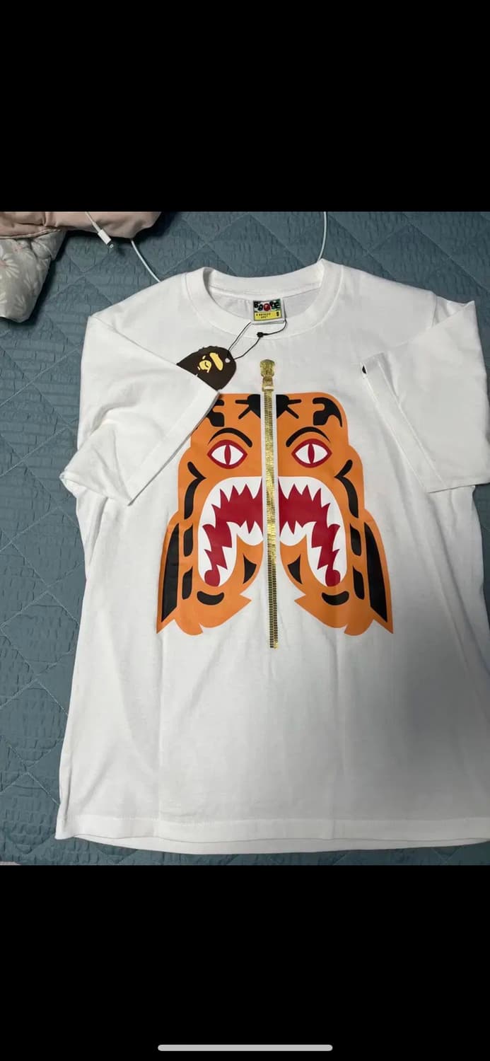 베이프 타이거반팔s 새상품 상품이미지1