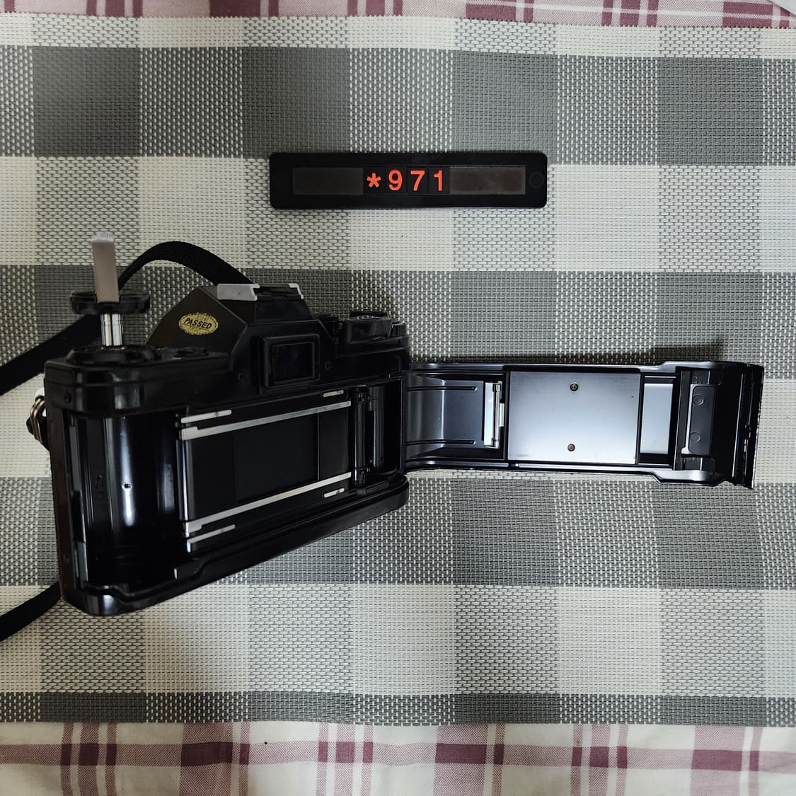 캐논 AE-1 필름카메라 1.4 단렌즈 블랙바디 상품이미지6