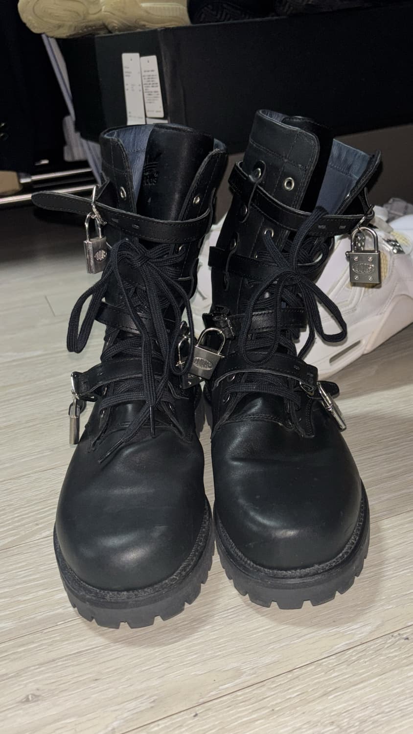 11fw Adidas x Jeremy scott combat boot 상품이미지5