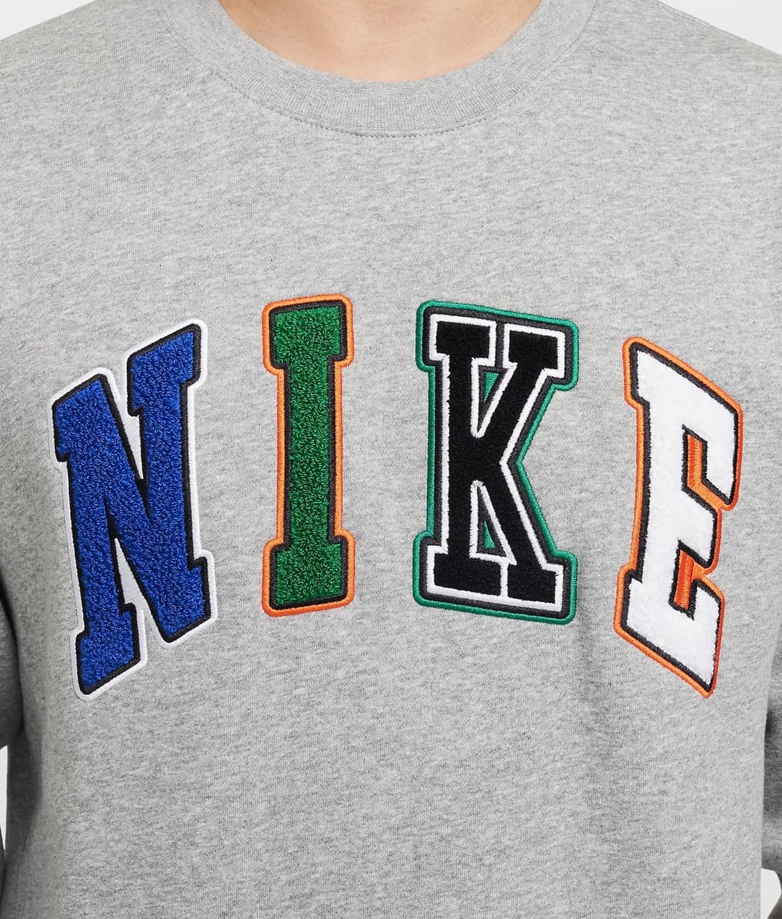 나이키 맨투맨 상품이미지1