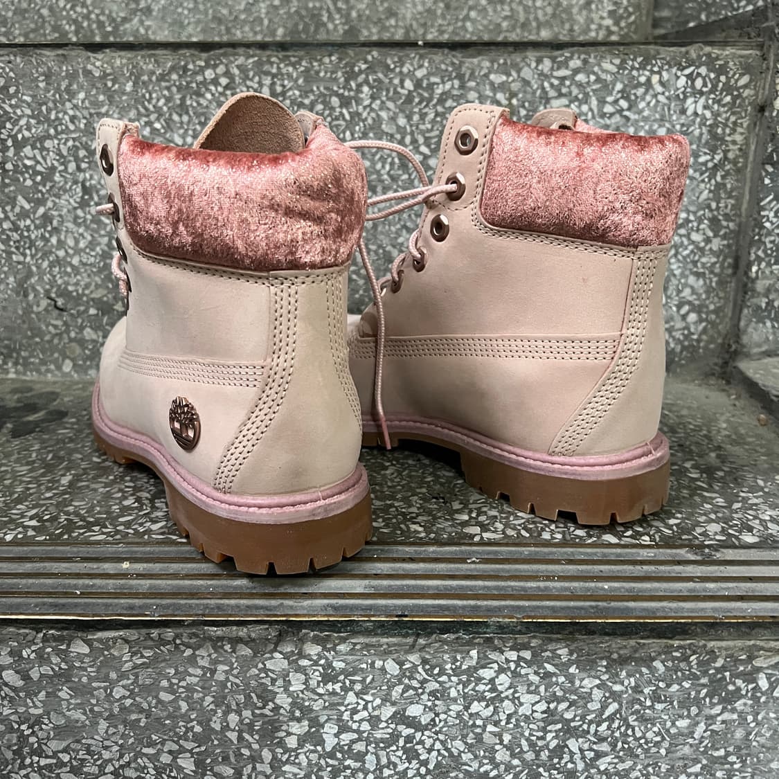 팀버랜드 6인치 프리미엄 핑크 누벅 벨벳 부츠 상품이미지3