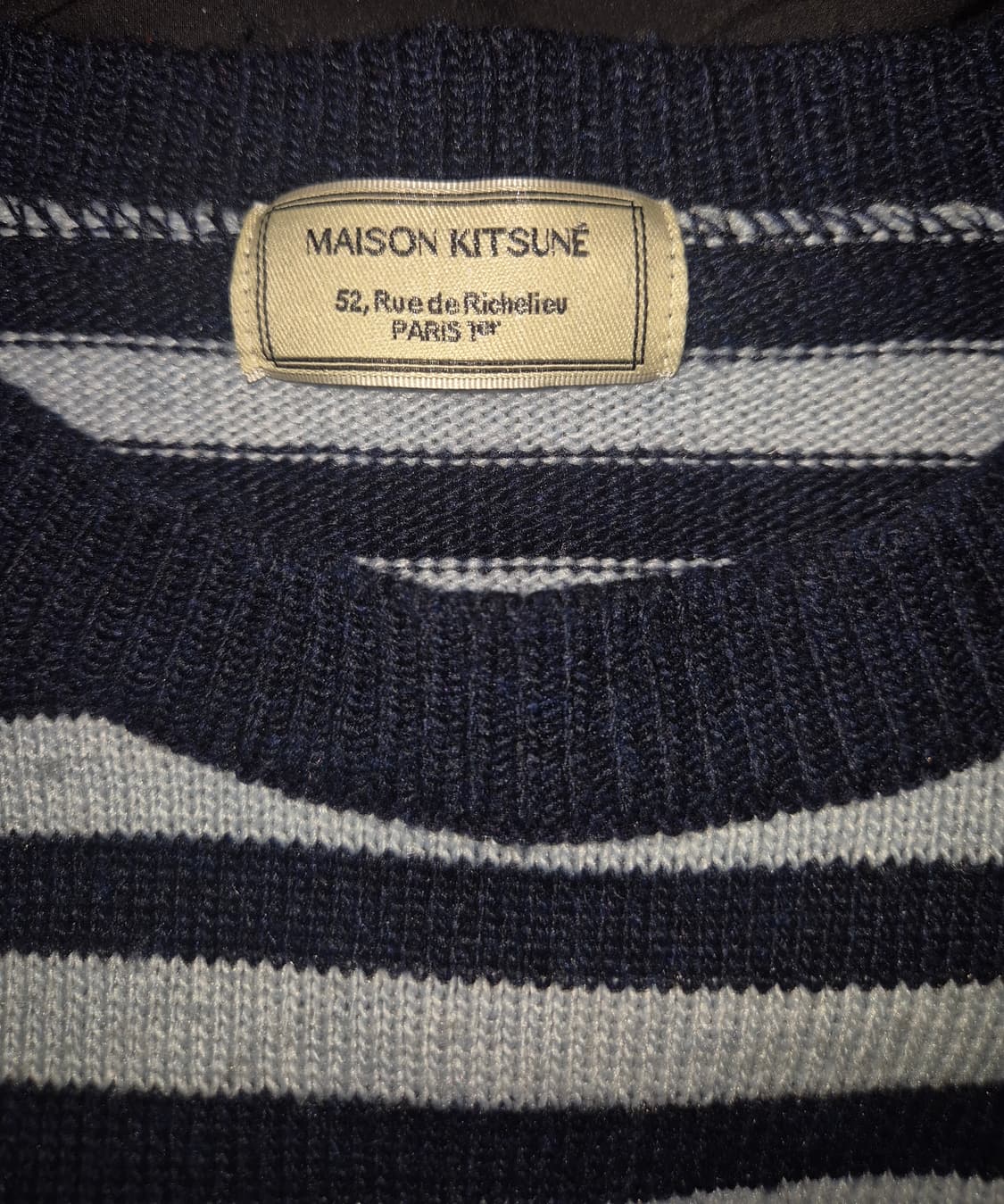 메종키츠네 네이비소라 스트라이프 단가라 니트 상품이미지8
