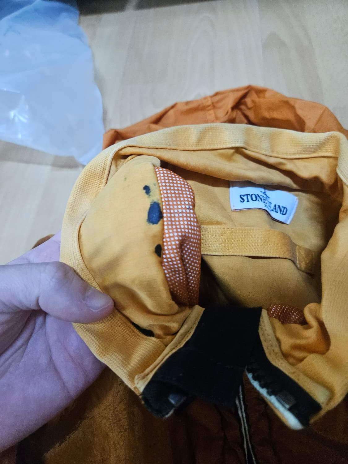 정품 스톤아일랜드 나일론 메탈 오렌지 색상 자켓 S사이즈 상품이미지10