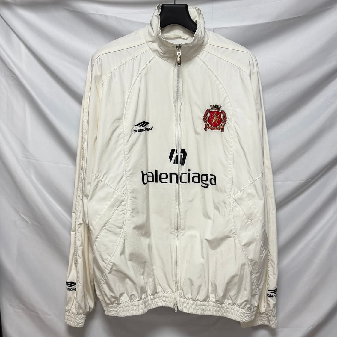 [S+급/46] 23FW 발렌시아가 사커 시리즈 도쿄 트랙수트 집업세트 상품이미지2