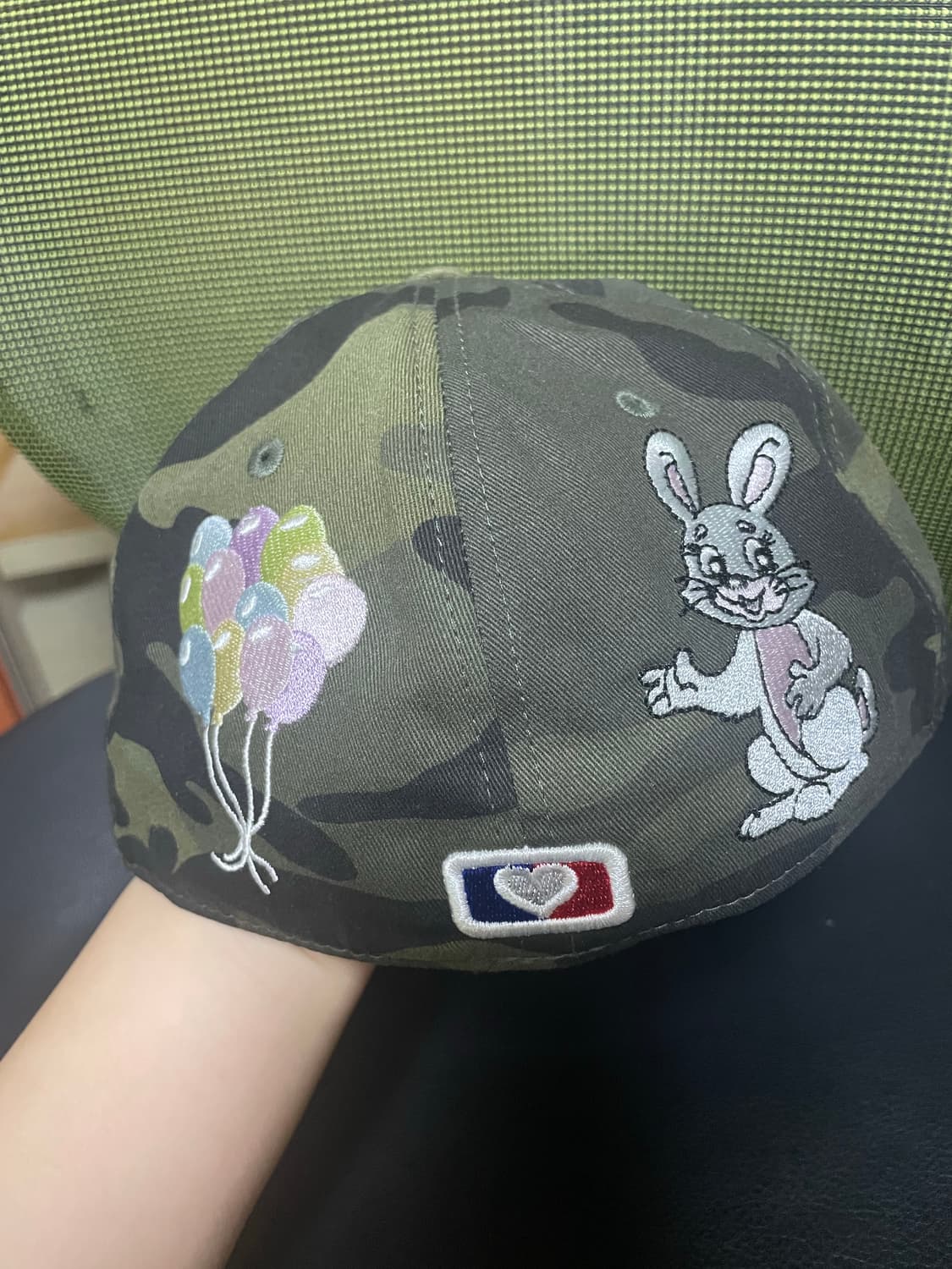 더뮤지엄비지터 모자 상품이미지1