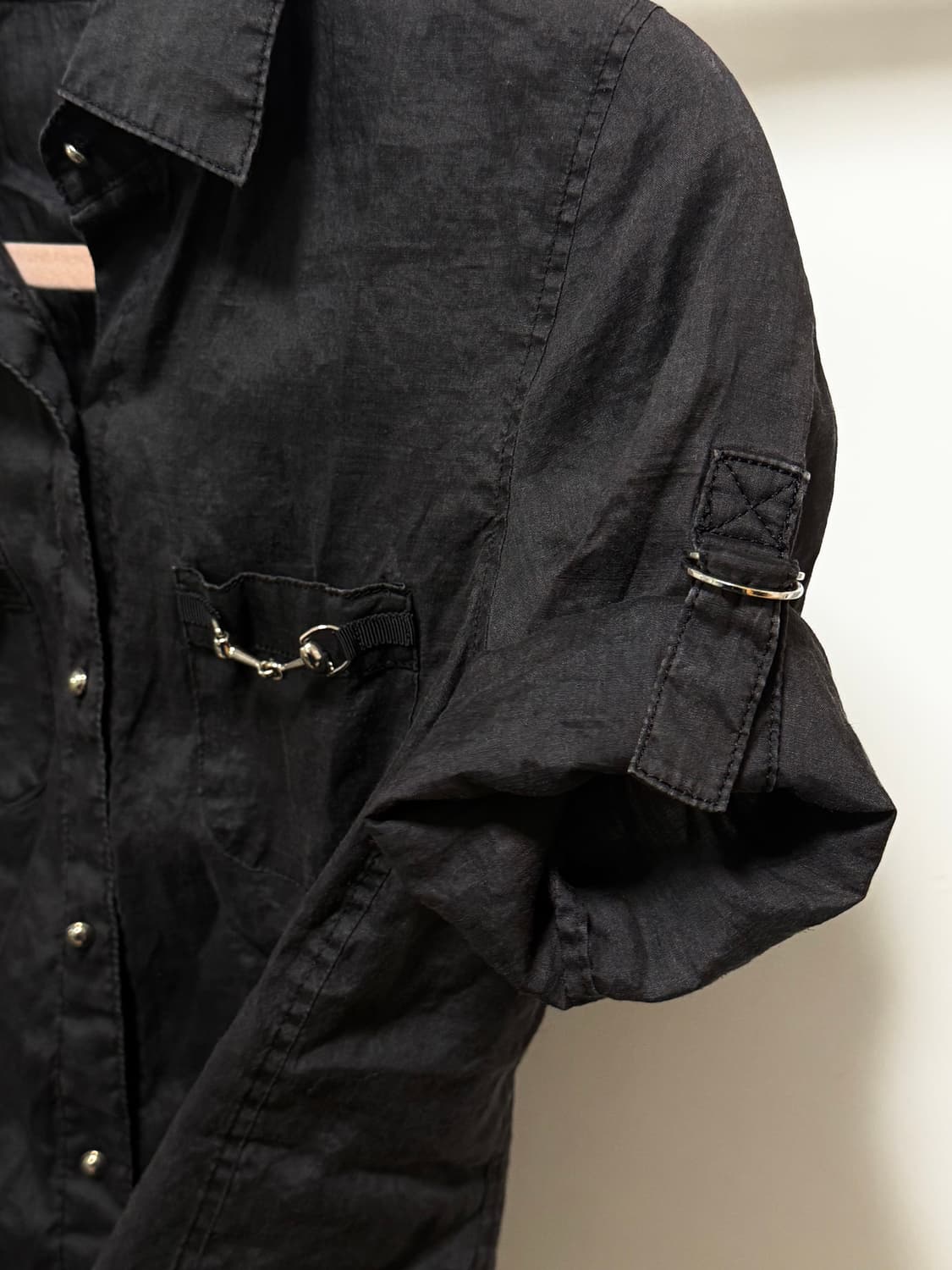 K.T LINO : 반팔 블랙 셔츠 상품이미지3