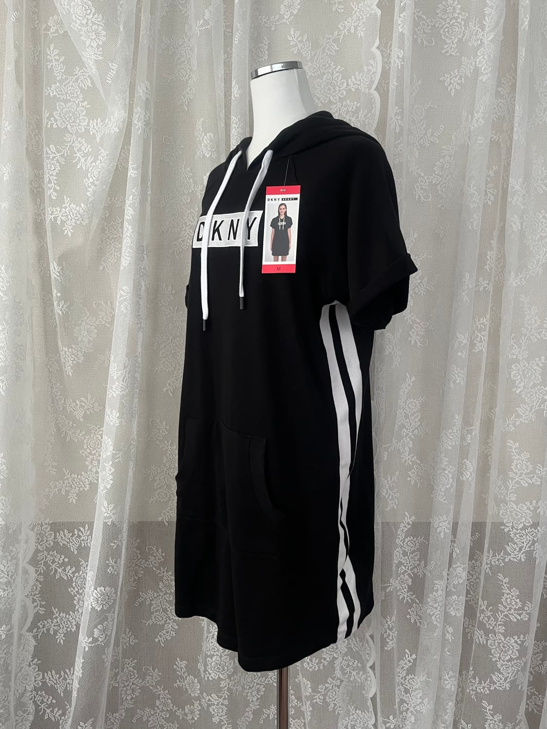M) 새상품 DKNY 스포츠 후드 반팔 원피스 블랙 상품이미지2