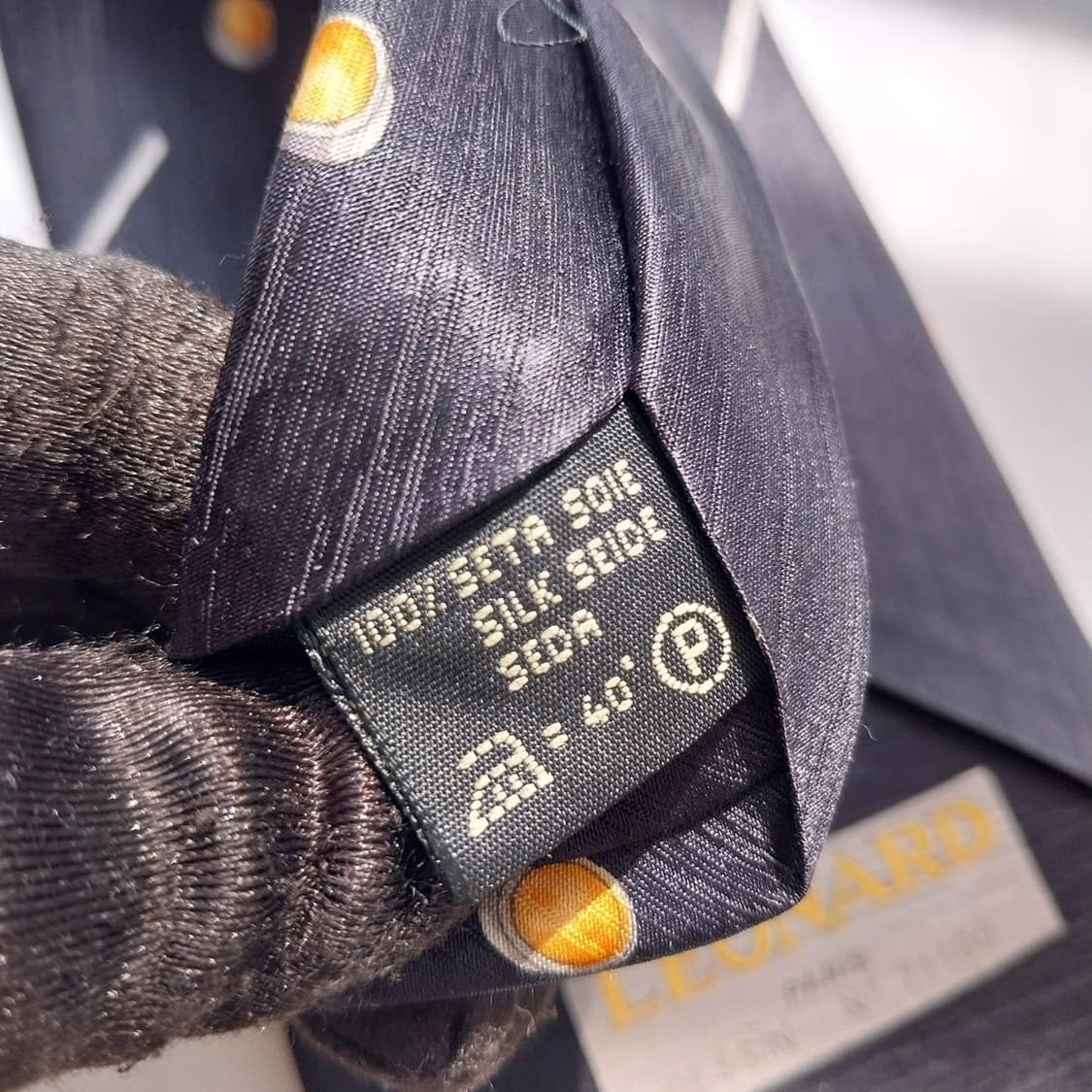 LEONARD 레오나드 넥타이 네이비 플라워 패턴 A+등급 K2481
 상품이미지9